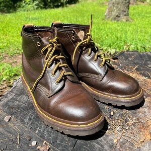 90s Dr. Martens Brown Leather Ankle Boots Men’s UK Size 7